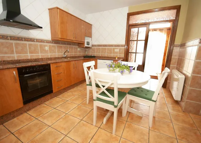 بيت للعطل Casa La De *